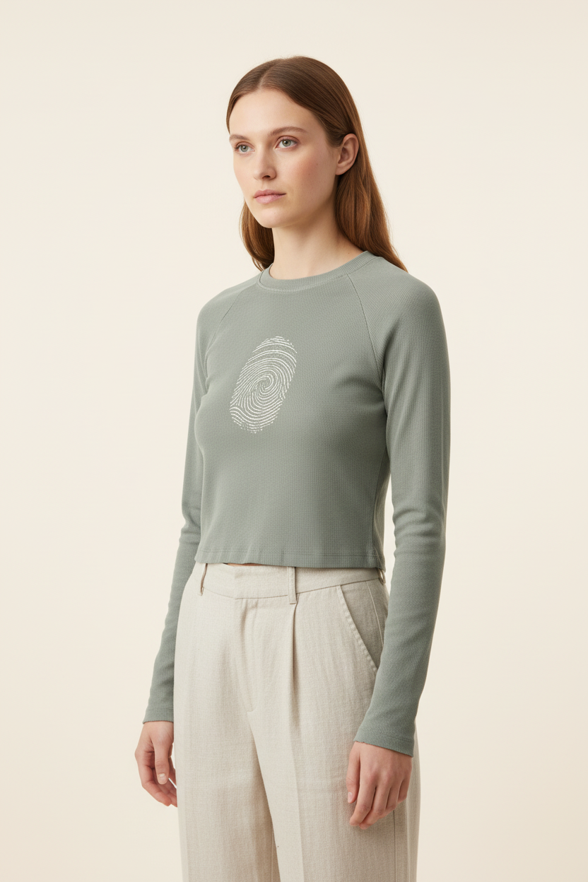 Fearfully+Wonderfully Made Dyed Raglan Long Sleeve Slim Tee (Unisex)