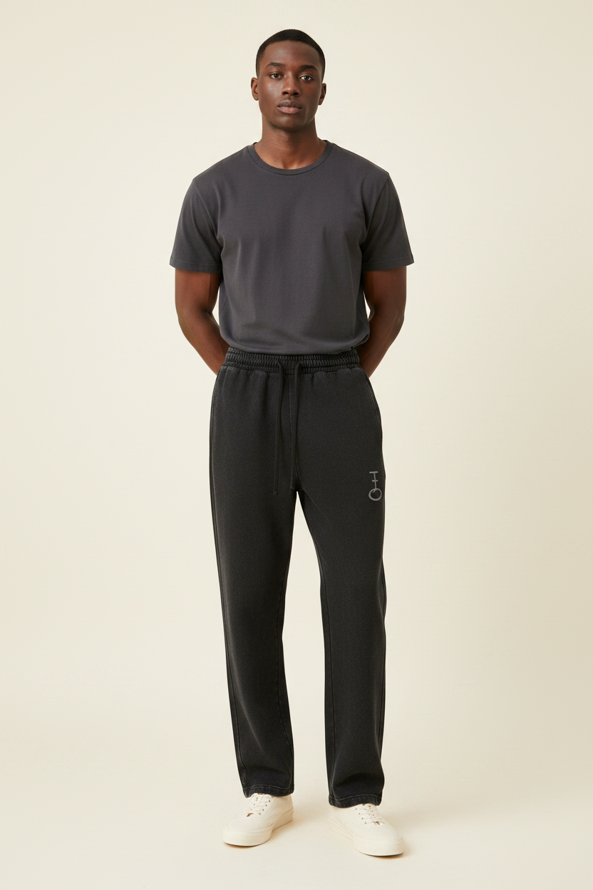 Insignia Relaxed Fit Sweatpants (Unisex)